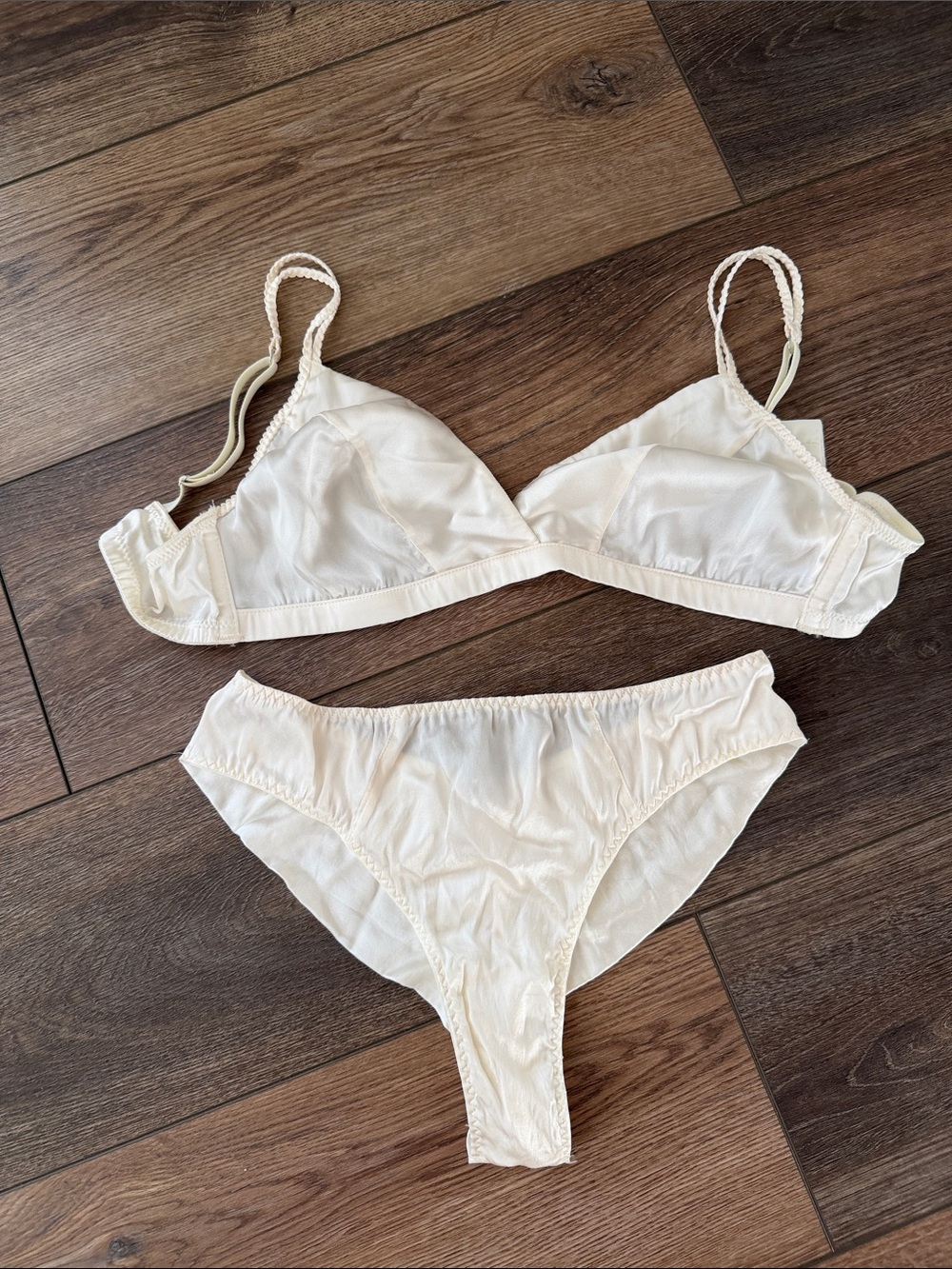Intimissimi Cream Women's Triangle Set M